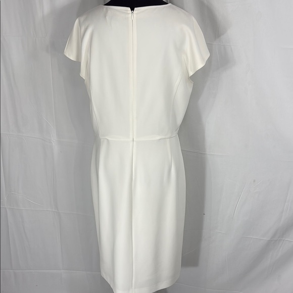 St. John Cream Asymmetrical Pleat Sheath Dress Size 10 - Picture 7 of 9